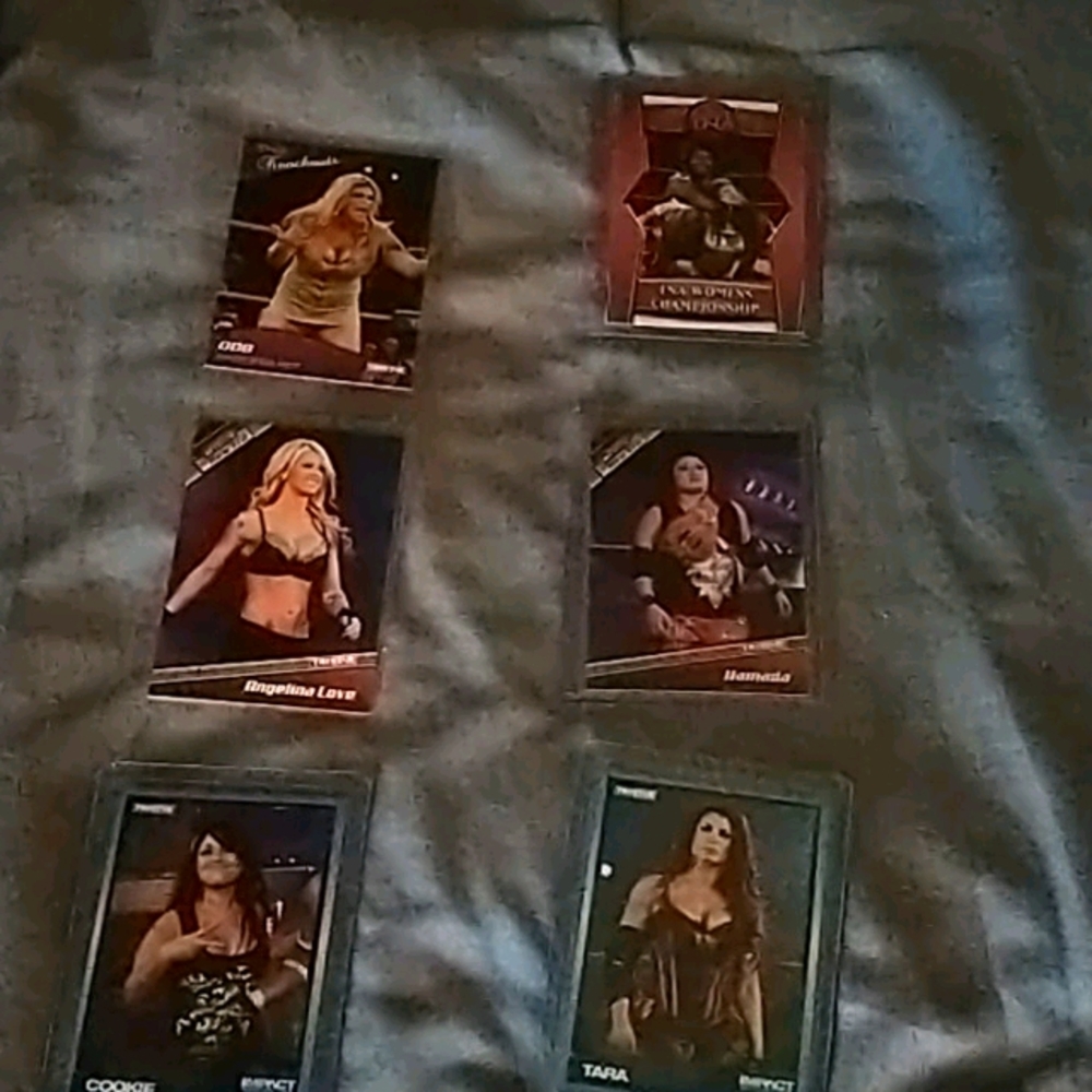 Women of TNA 18 card lot No Rookie cards